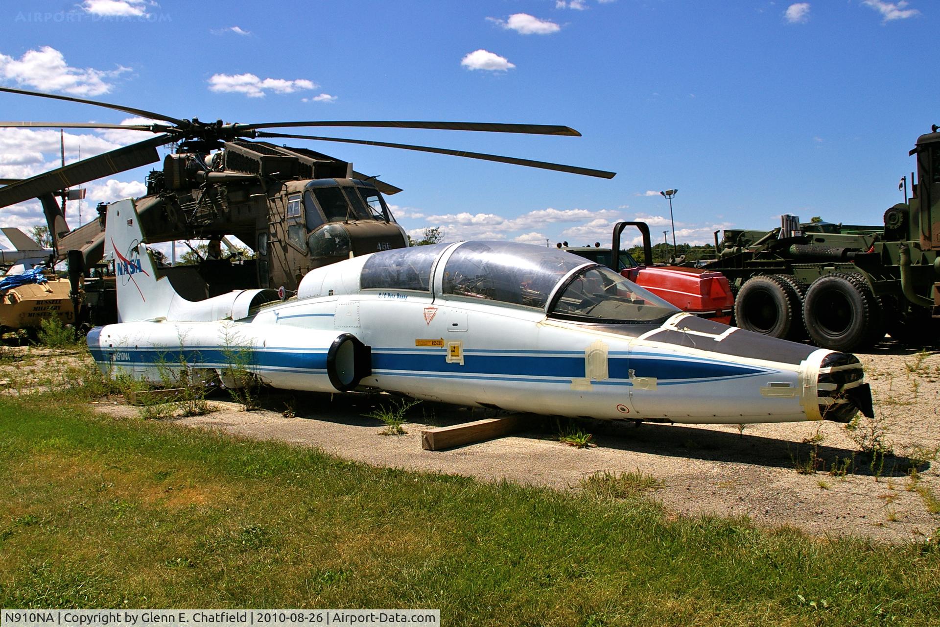 N910NA, Northrop T-38A C/N 65-10352, At the Russell Military Museum, Russell, IL