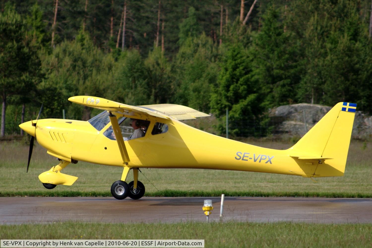 SE-VPX, 2007 FK Lightplanes FK-9 Mark IV C/N 253-1276, A nice looking Polish-built light plane is this Fk9 Mark IV, which is seen here taking off from Hultsfred airport, Sweden.