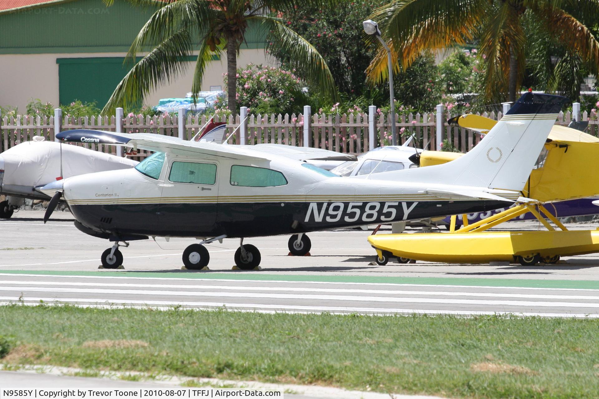 N9585Y, 1981 Cessna 210N Centurion C/N 21064554, 1981 Cessna 210N, c/n: 21064554