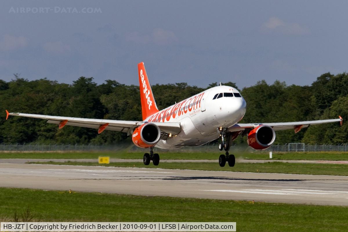 HB-JZT, 2005 Airbus A319-112 C/N 2420, moments prior touchdown