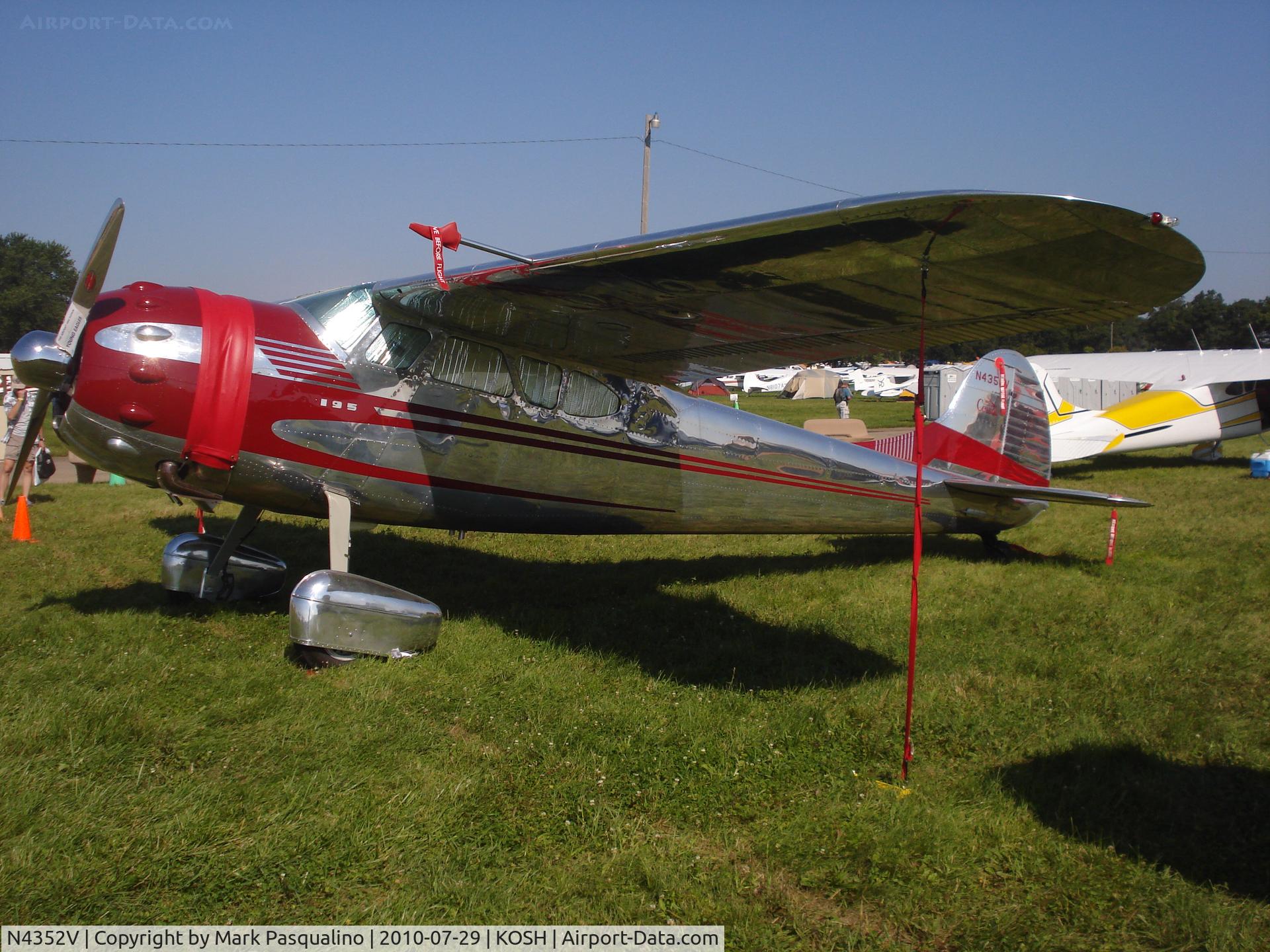 N4352V, 1948 Cessna 195 C/N 7261, Cessna 195