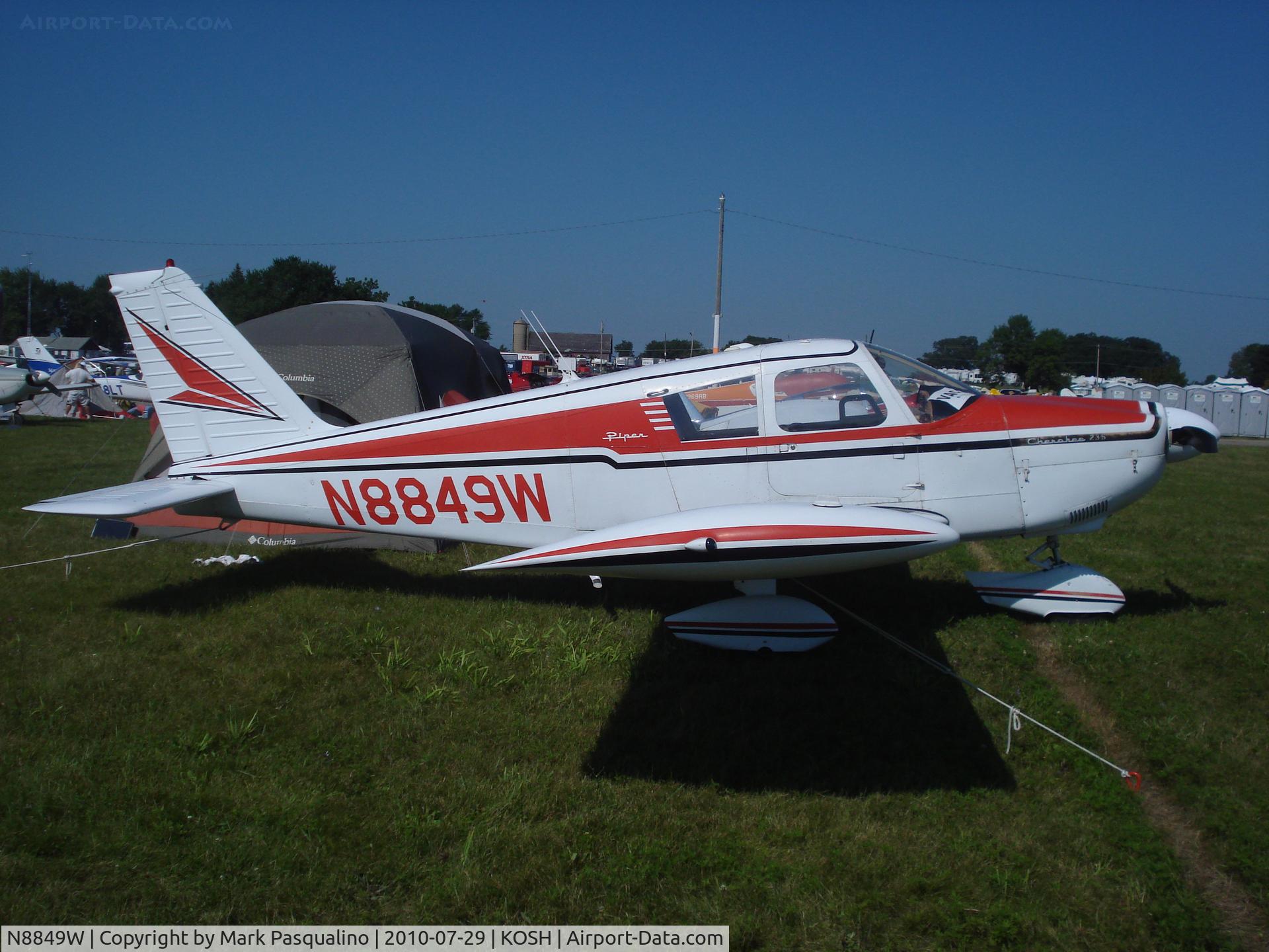 N8849W, 1964 Piper PA-28-235 C/N 28-10401, Piper PA-28-235