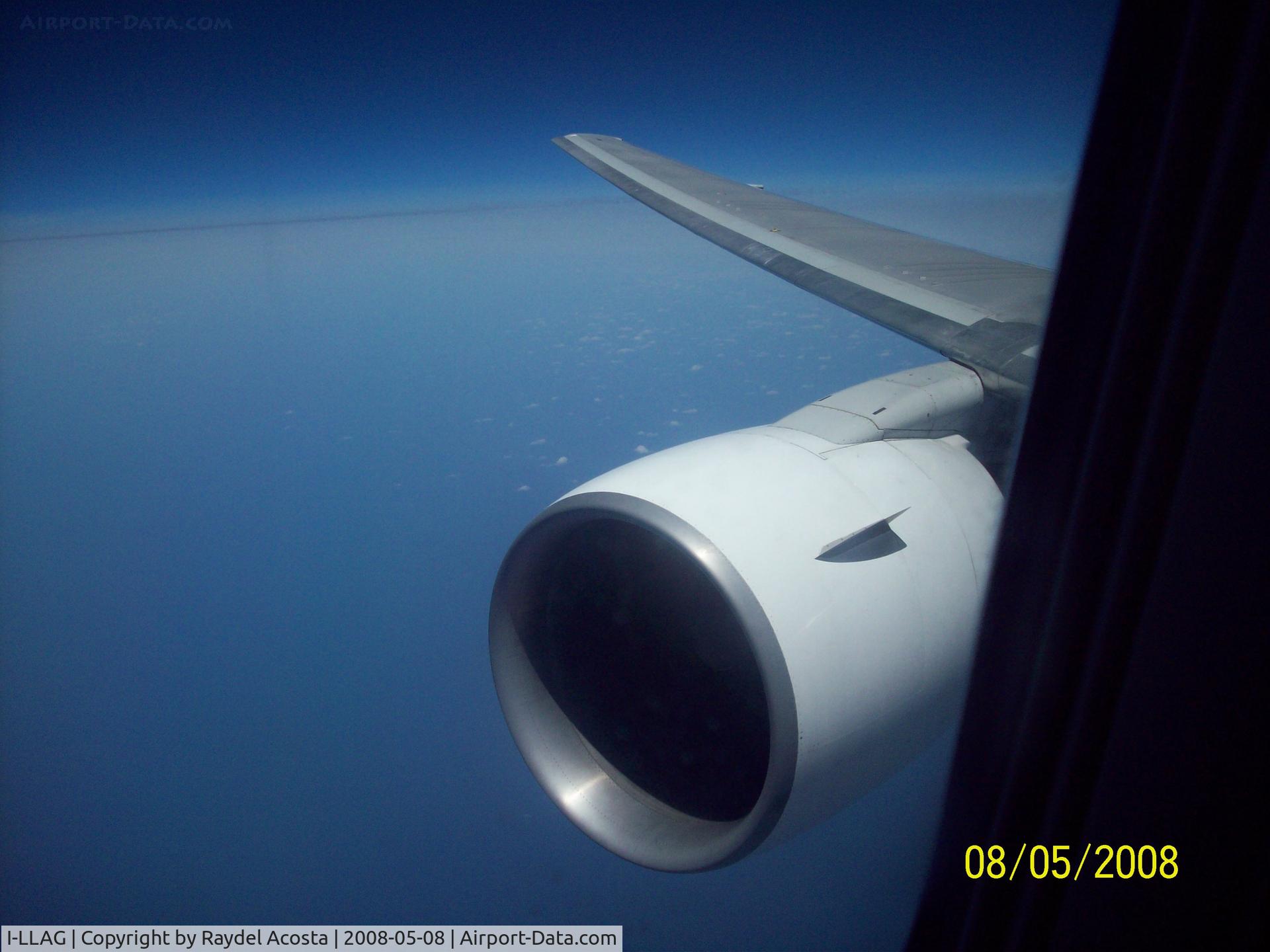 I-LLAG, 1991 Boeing 767-330/ER C/N 25137, Win view over Atlantic.
