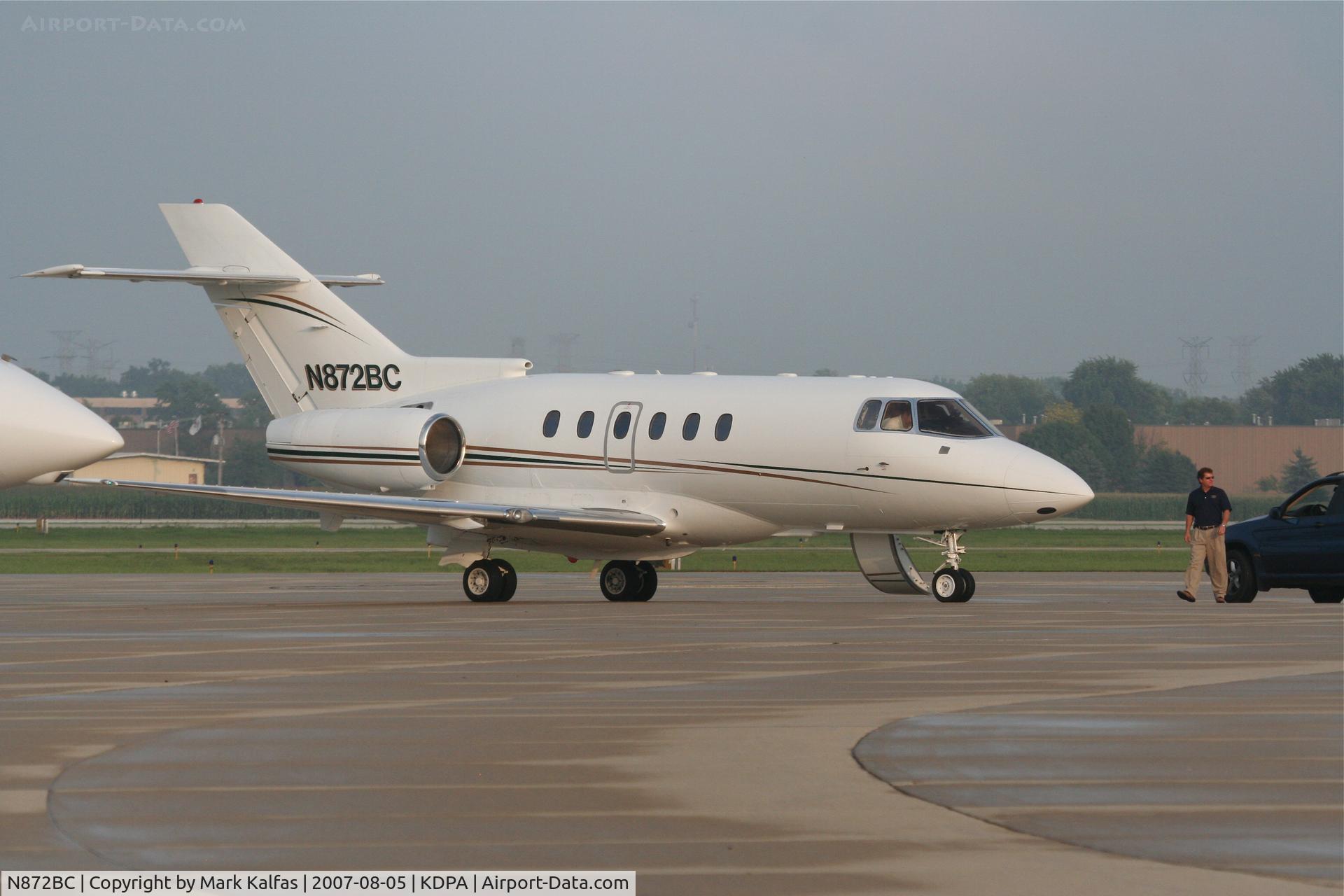 N872BC, 2001 Raytheon Hawker 800XP C/N 258524, BCC AVIATION Raytheon Aircraft Company HAWKER 800XP, N872BC on the ramp at KDPA.