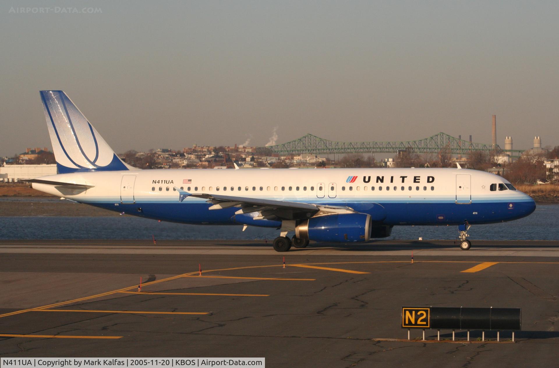 N411UA, 1994 Airbus A320-232 C/N 464, United Airlines Airbus A320-232, N411UA taxiway N for 22R, on an early morning hop to KORD.