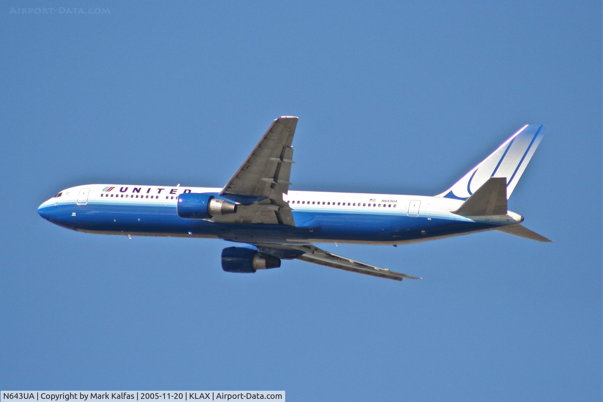 N643UA, 1991 Boeing 767-322/ER C/N 25093, United Airlines Boeing 767-322, N643UA 25R departure KLAX.