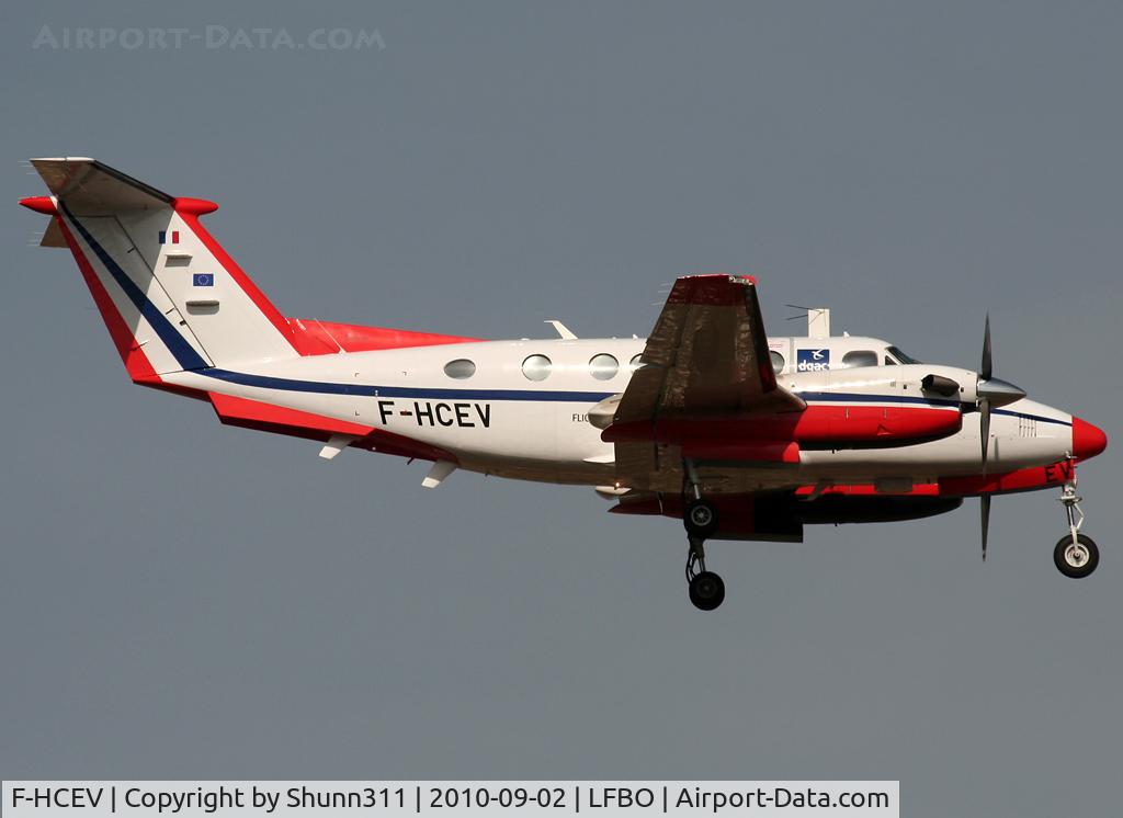 F-HCEV, 2009 Hawker Beechcraft B200GT King Air C/N BY-91, Landing rwy 14R