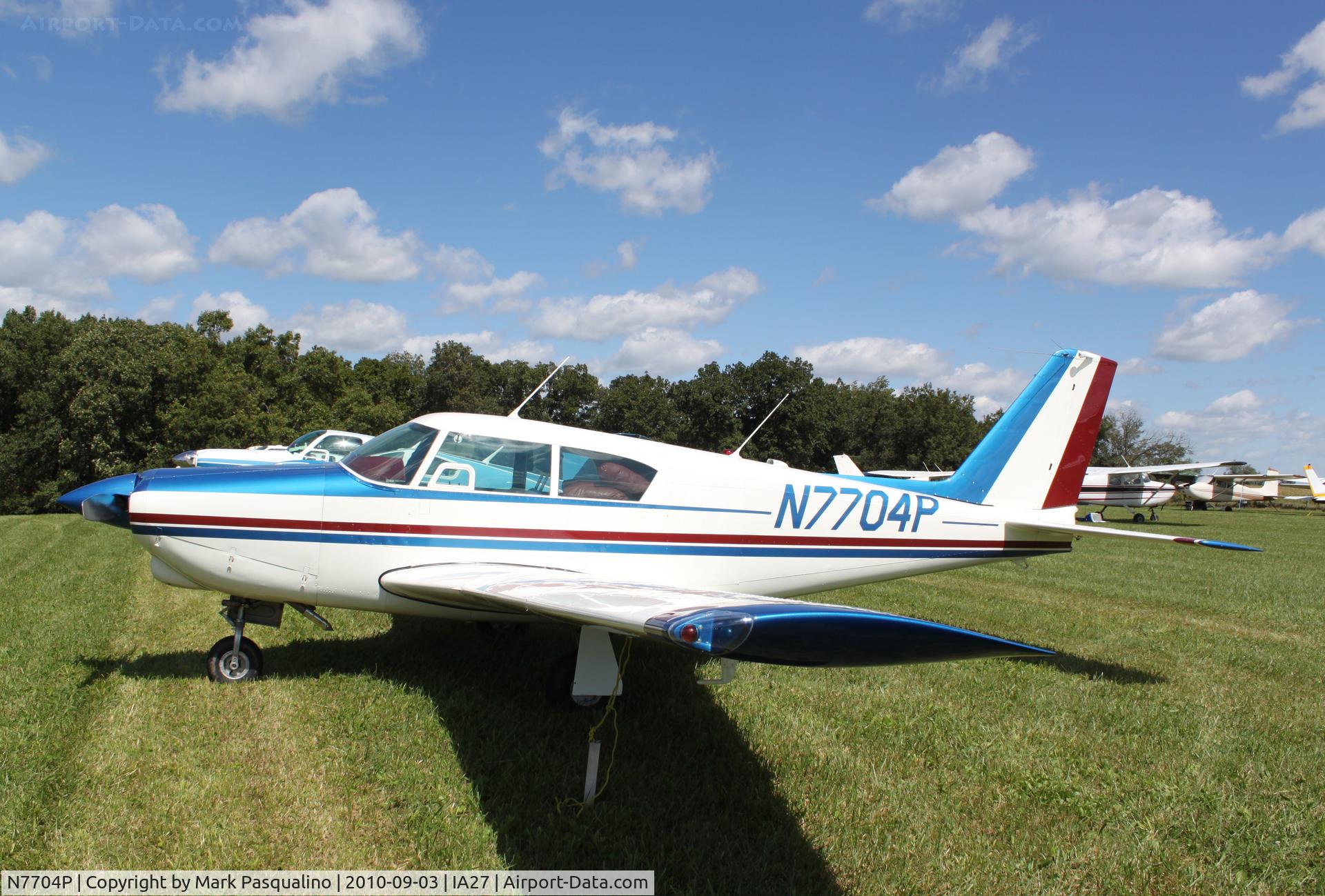 N7704P, 1961 Piper PA-24-250 Comanche C/N 24-2916, Piper PA-24-250