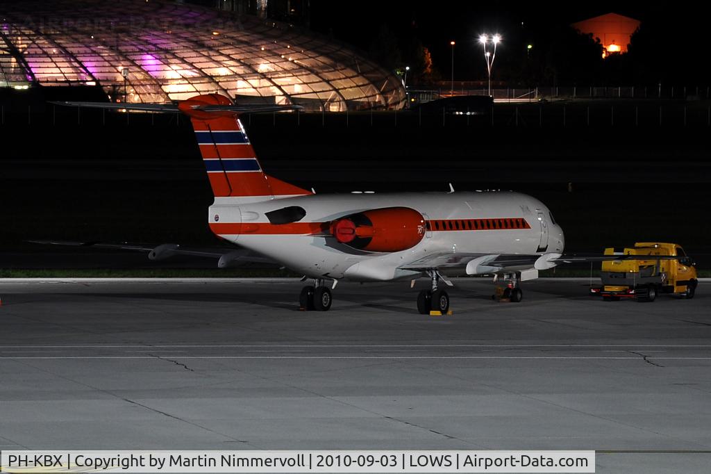 PH-KBX, 1996 Fokker 70 (F-28-0070) C/N 11547, Netherlands Goverment