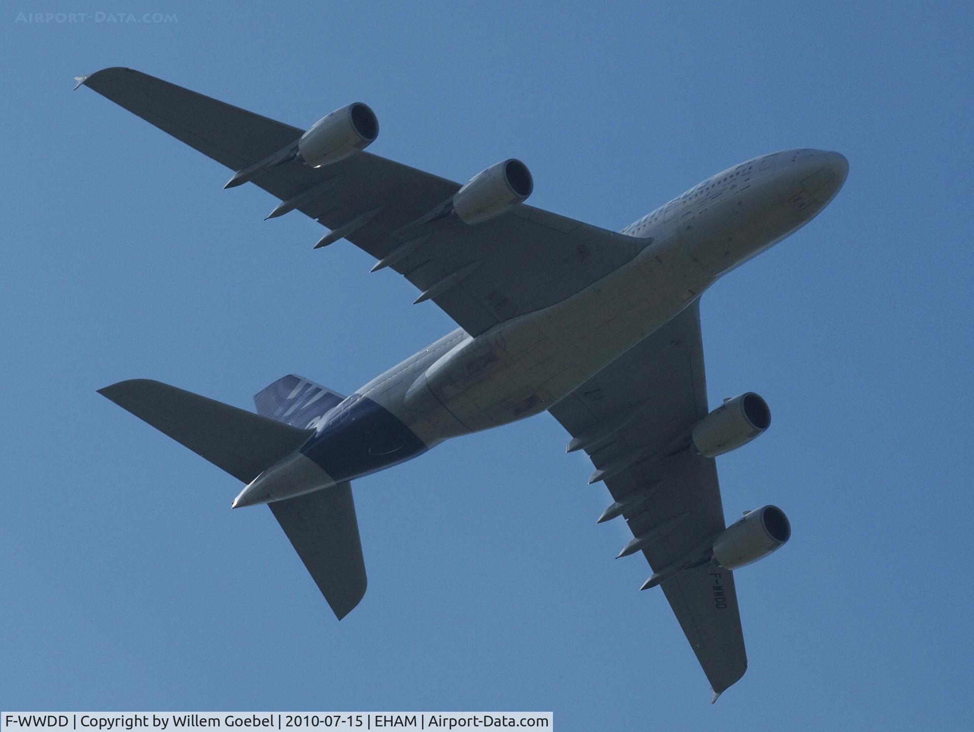 F-WWDD, 2005 Airbus A380-861 C/N 004, First fly over in Amsterdam