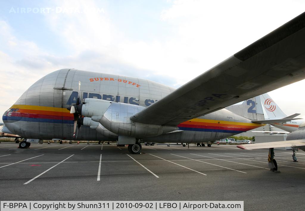 F-BPPA, 1969 Aero Spacelines 377SGT Super Guppy Turbine C/N 0002, Moved on the new area...