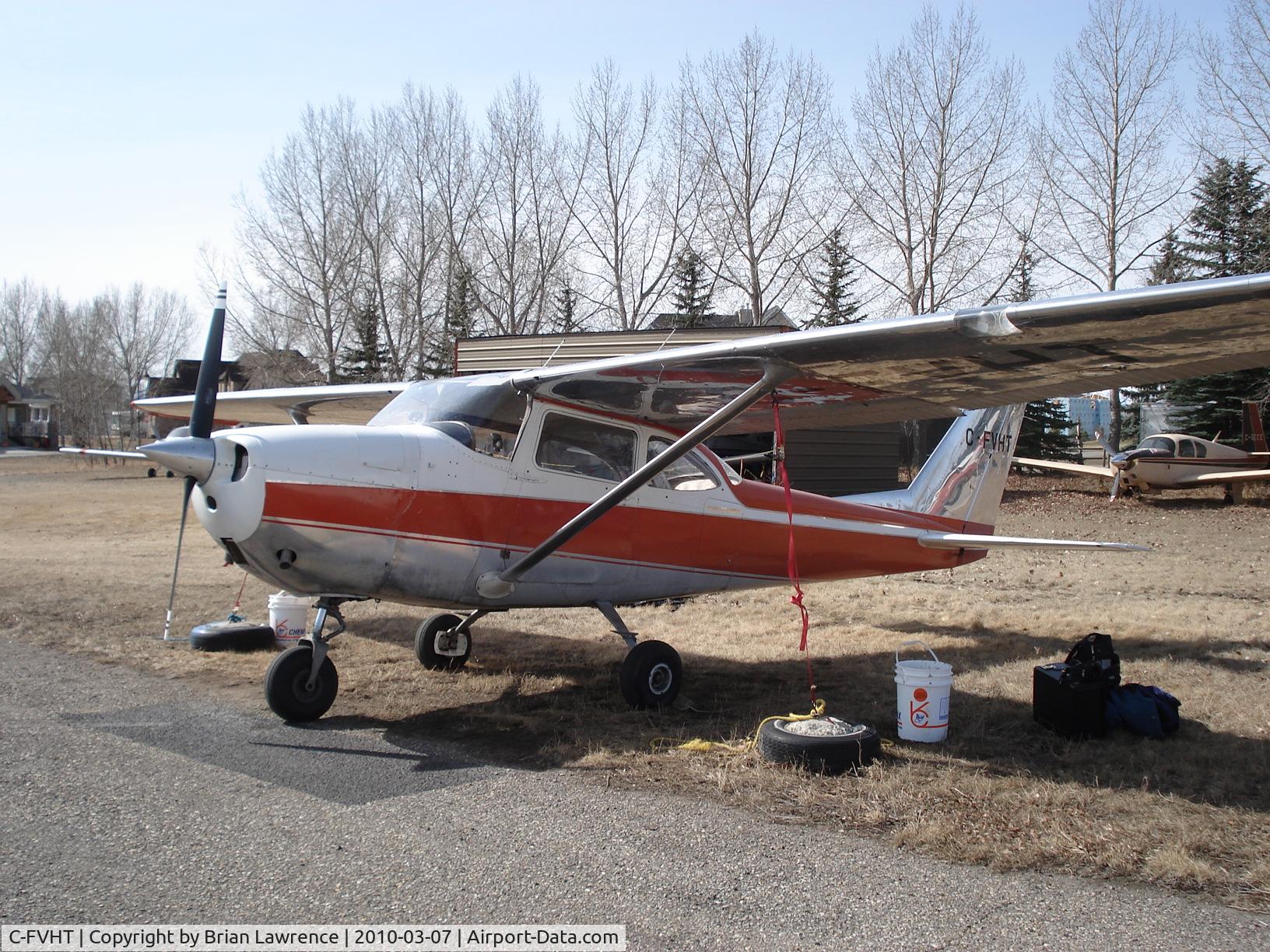 C-FVHT, 1967 Cessna 172H C/N 17255740, She currrently has about 3500 tt and running just fine.