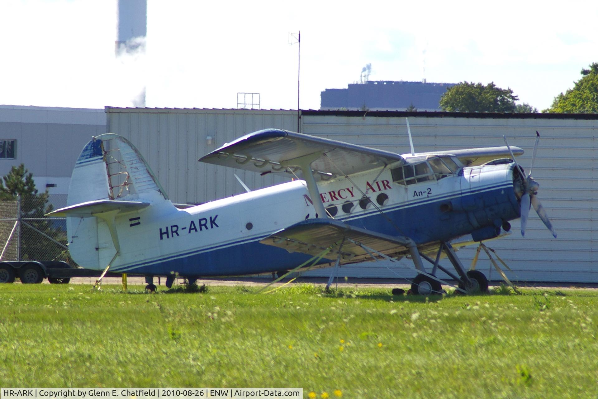 HR-ARK, Antonov An-2 C/N 1G188-12, Shot through chain-link fence, long distance
