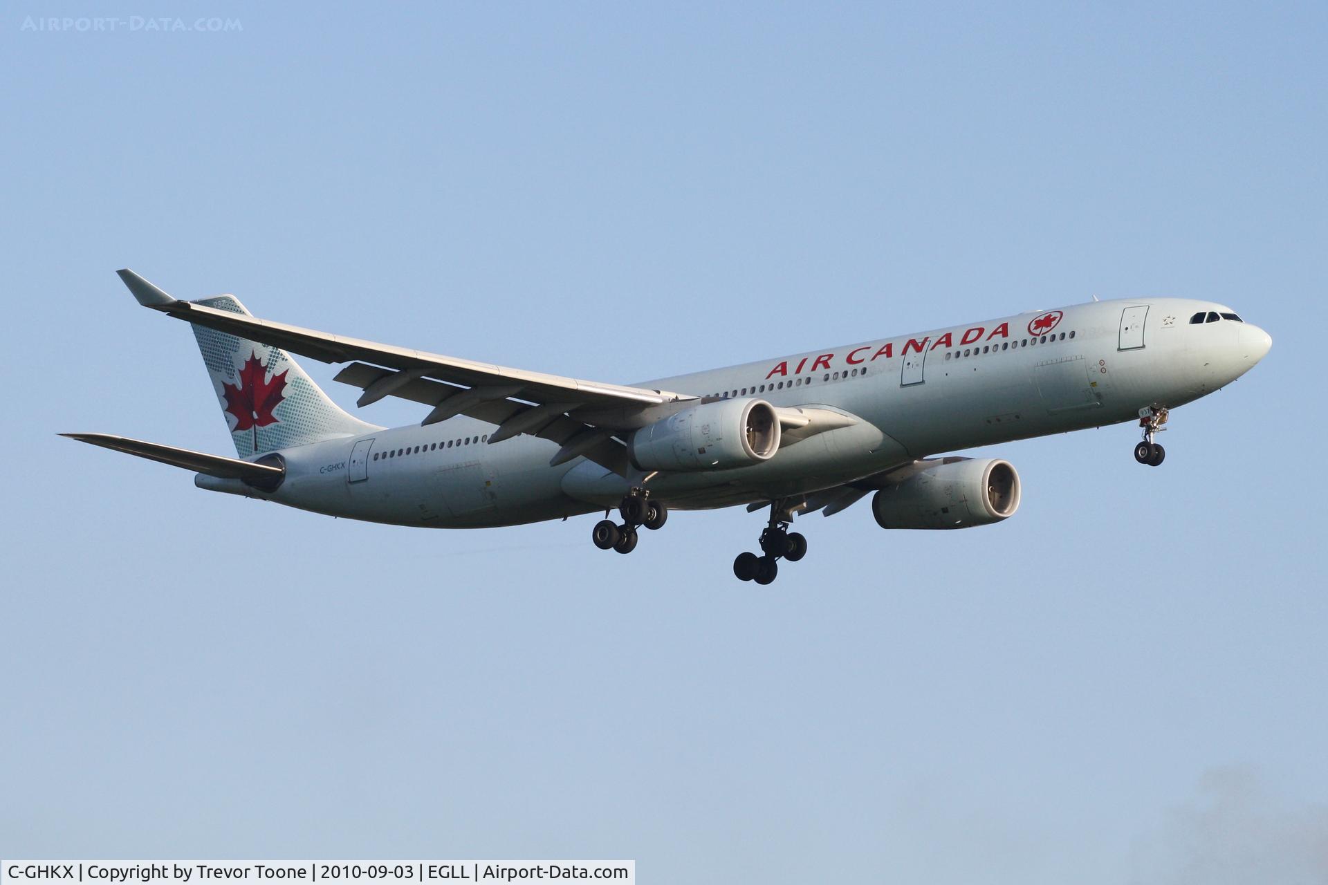 C-GHKX, 2001 Airbus A330-343 C/N 0412, Airbus A330-343, c/n: 0412