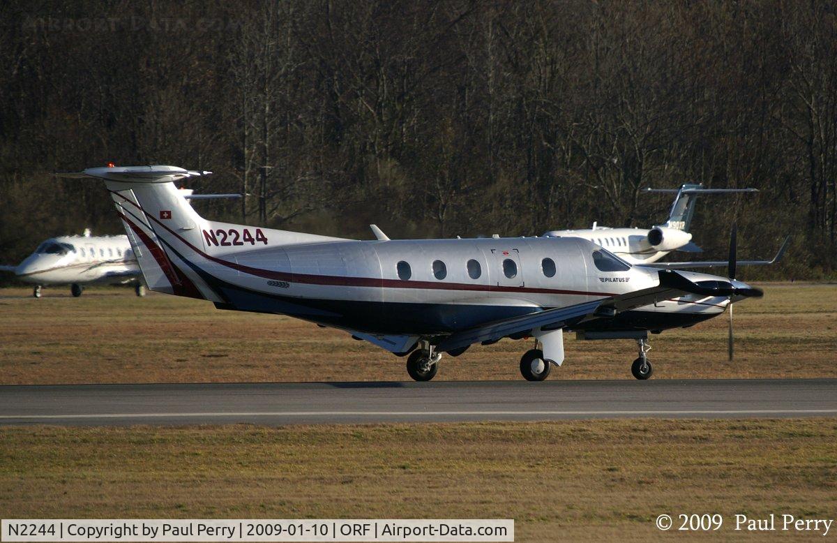N2244, 2008 Pilatus PC-12/47E C/N 1009, Pretty PC-12 just after touchdown