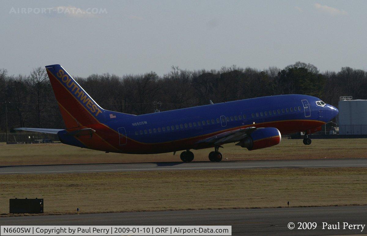 N660SW, 1985 Boeing 737-301 C/N 23230, Another Southwest departure