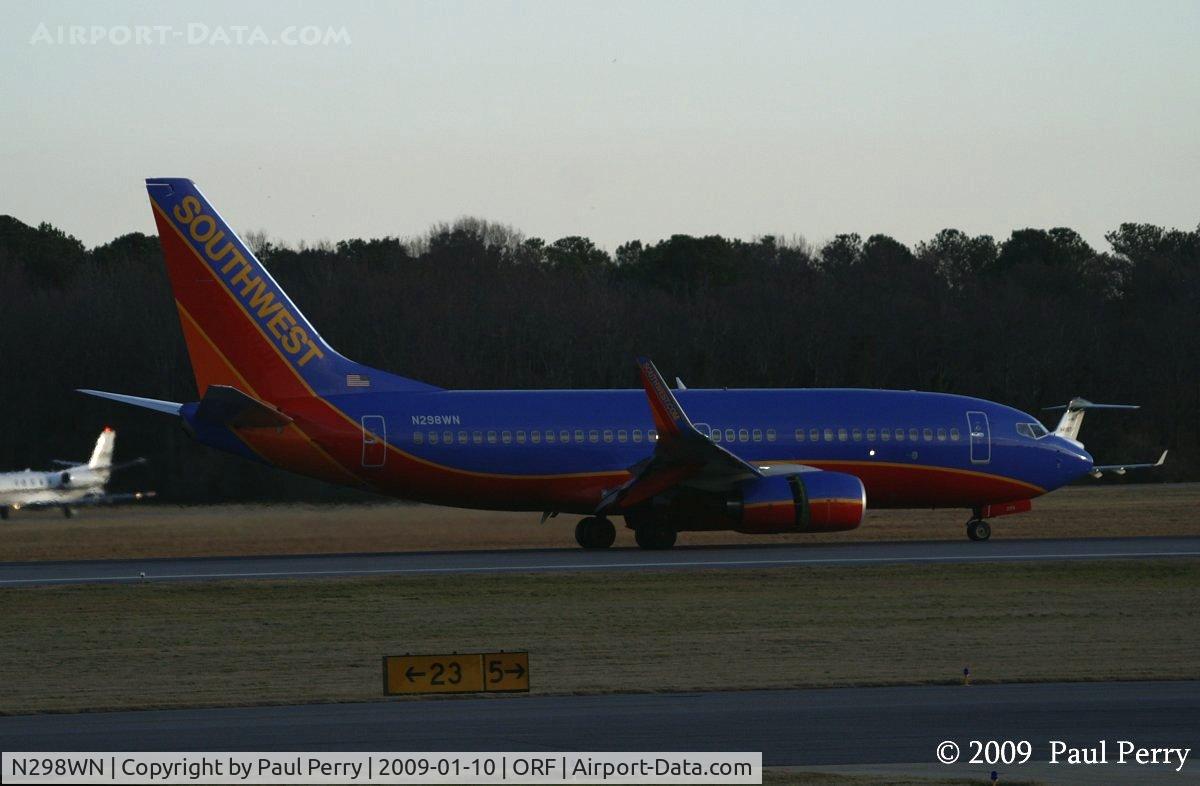 N298WN, 2007 Boeing 737-7H4 C/N 32543, Making some noise with the diverters