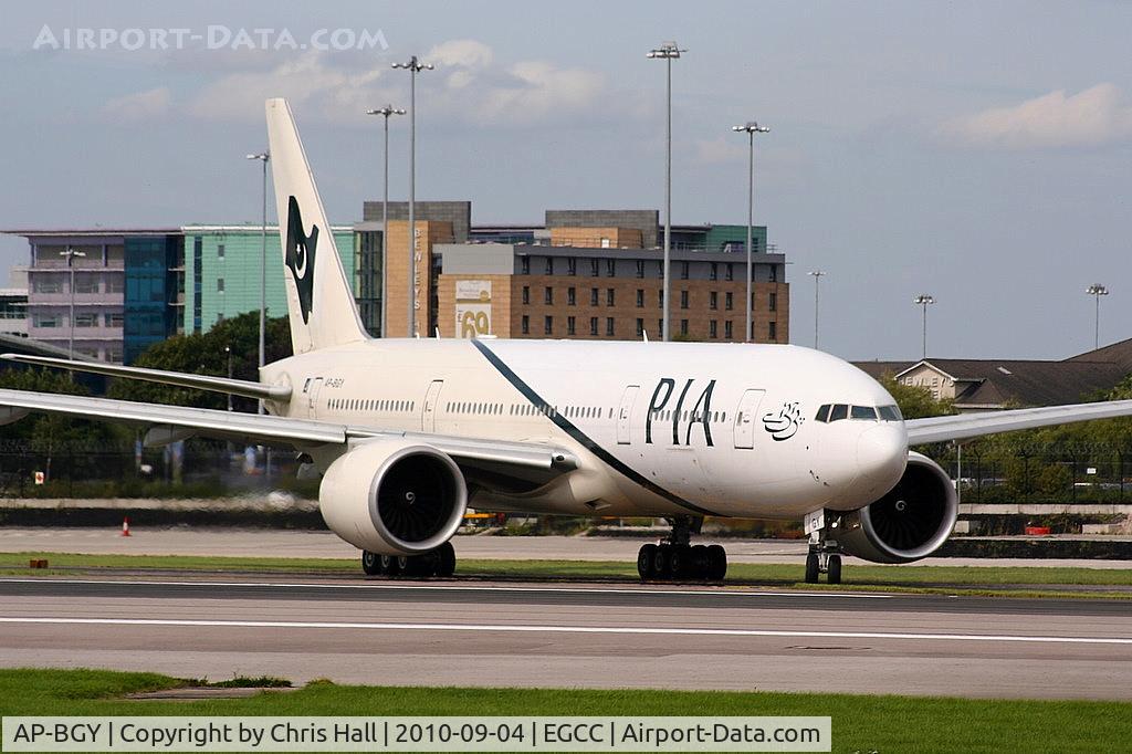 AP-BGY, 2005 Boeing 777-240/LR C/N 33781, Pakistan International Airlines