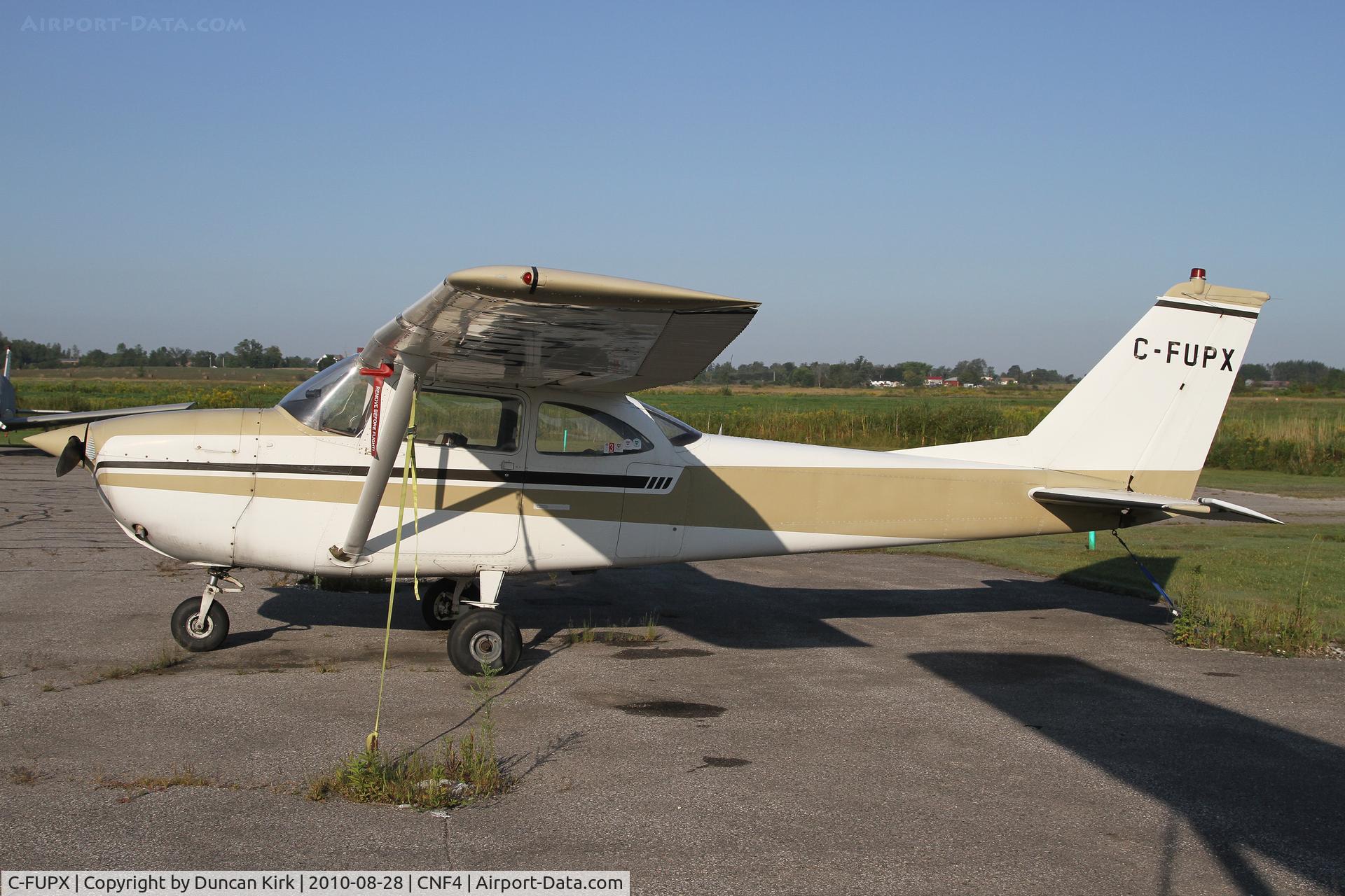 C-FUPX, 1966 Cessna 172G C/N 17254601, Nice morning light on this Cessna 172