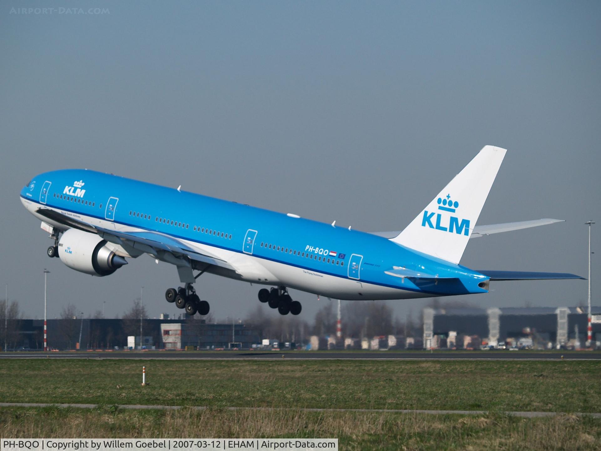 PH-BQO, 2007 Boeing 777-206/ER C/N 35295, Take off the Kaagbaan