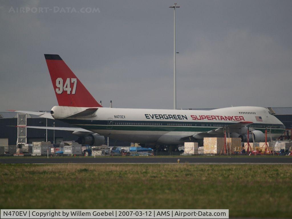 N470EV, 1974 Boeing 747-273C C/N 20653, Loading off the Cargo
