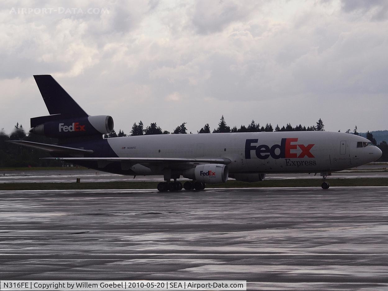 N316FE, 1988 McDonnell Douglas MD-10-30F C/N 48314, Arrival on Seattle
