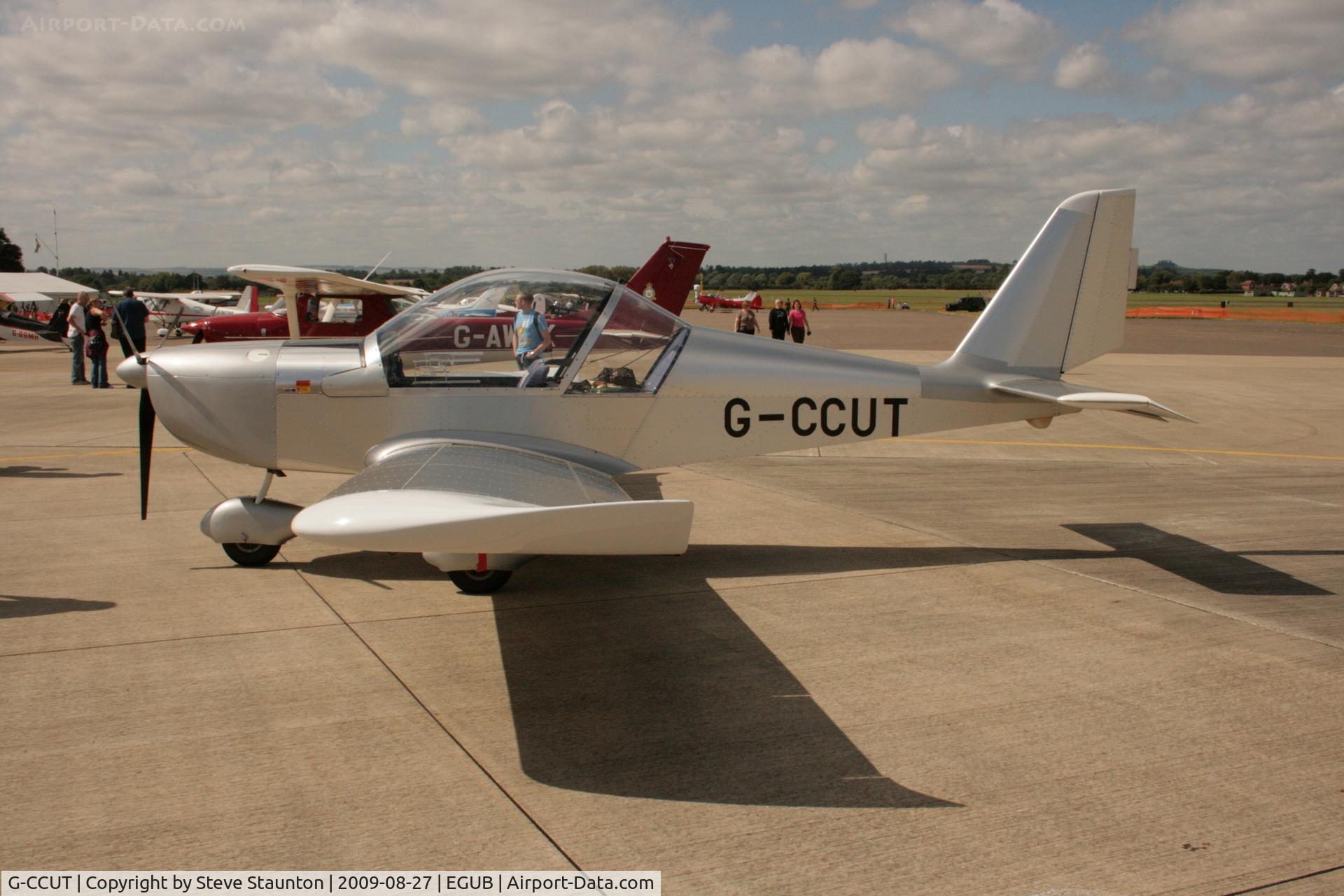 G-CCUT, 2004 Aerotechnik EV-97 Eurostar C/N PFA 315-14191, Taken at RAF Benson Families Day, August 2009