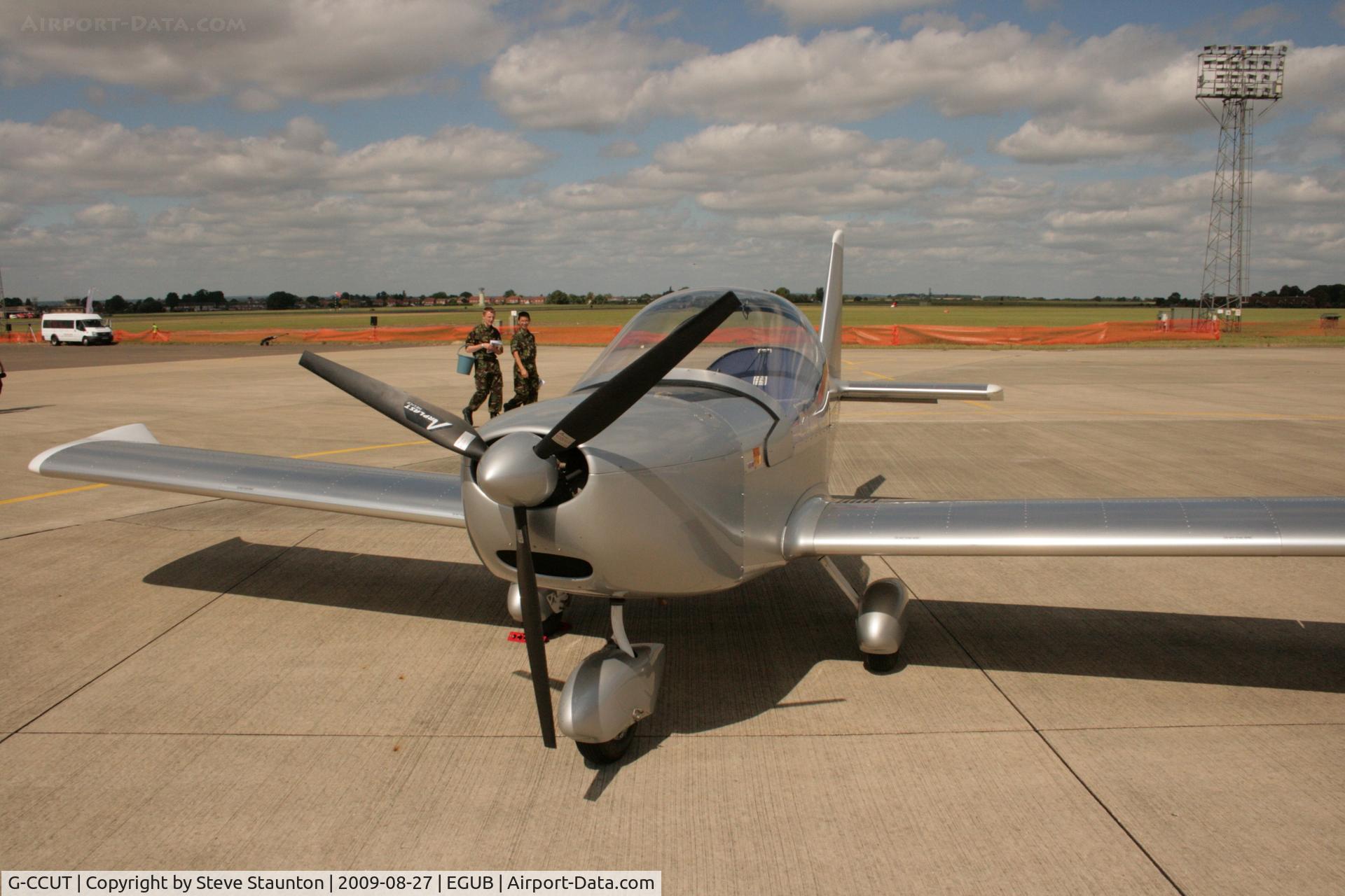 G-CCUT, 2004 Aerotechnik EV-97 Eurostar C/N PFA 315-14191, Taken at RAF Benson Families Day, August 2009