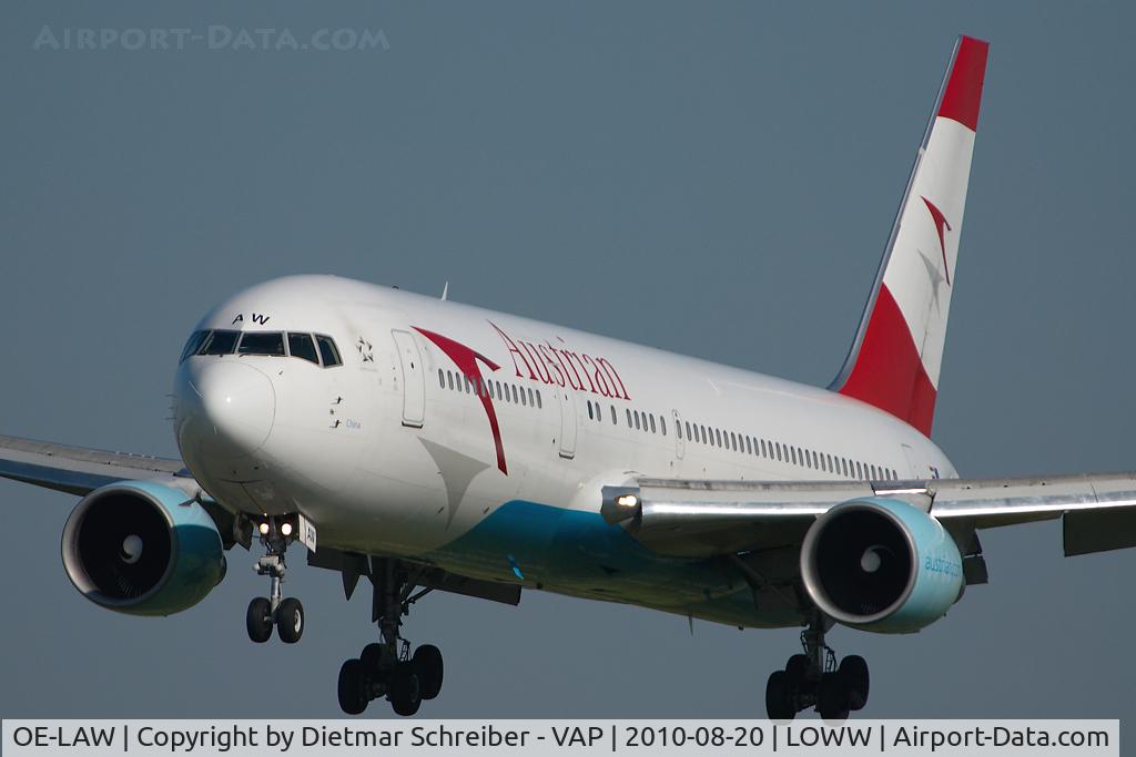 OE-LAW, 1992 Boeing 767-3Z9/ER C/N 26417, Austrian Airlines Boeing 767-300