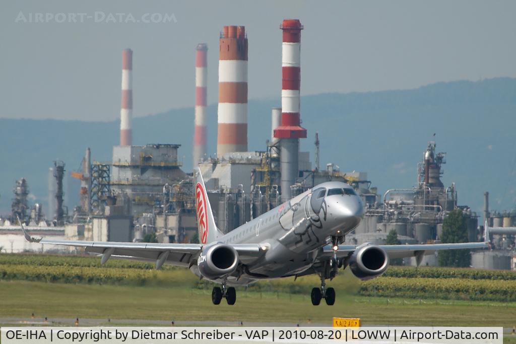 OE-IHA, 2009 Embraer 190LR (ERJ-190-100LR) C/N 19000285, Fly Niki Embraer 190