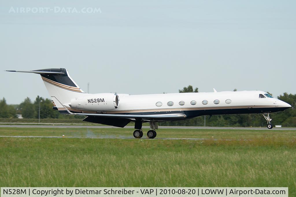 N528M, 2005 Gulfstream Aerospace GV-SP (G550) C/N 5072, Gulfstream 5