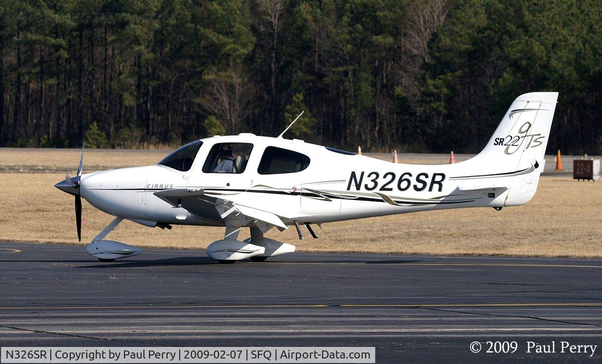 N326SR, 2006 Cirrus SR22 C/N 1934, Taxiing in for a bit