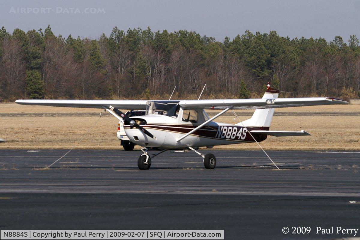 N8884S, 1965 Cessna 150F C/N 15062184, In quiet repose