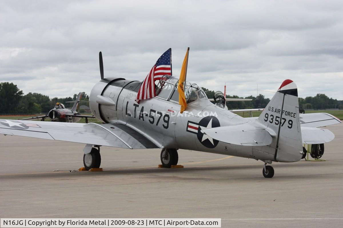 N16JG, 1942 North American AT-6C Texan C/N 88-11731, At-6C