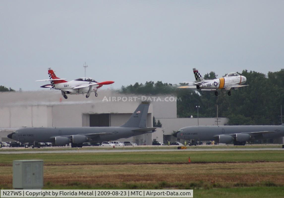 N27WS, North American T-2B Buckeye C/N 310-30, T-2