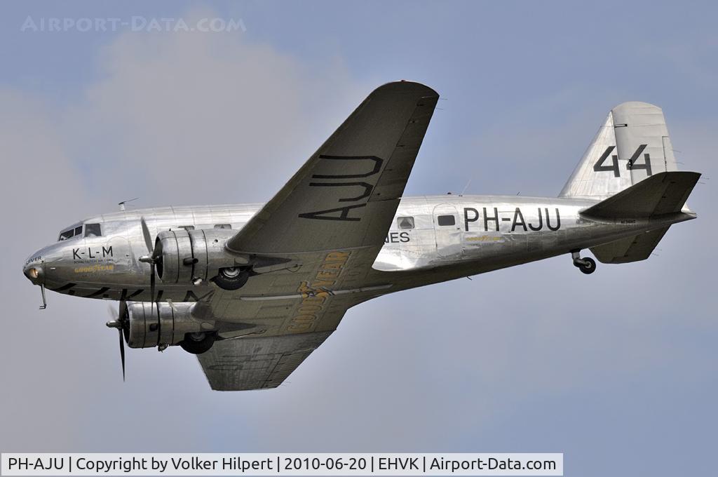 PH-AJU, 1934 Douglas DC-2-112 C/N 1286, Volkel in den Wolken