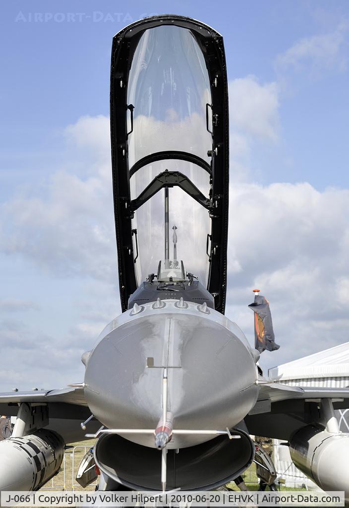 J-066, 1987 General Dynamics F-16BM Fighting Falcon C/N 6E-35, F-16BM
