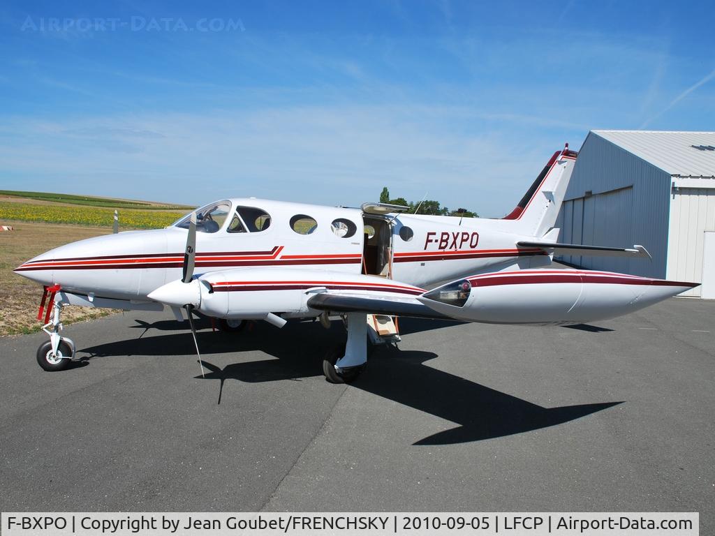 F-BXPO, 1976 Cessna 340A C/N 340A0053, au parking