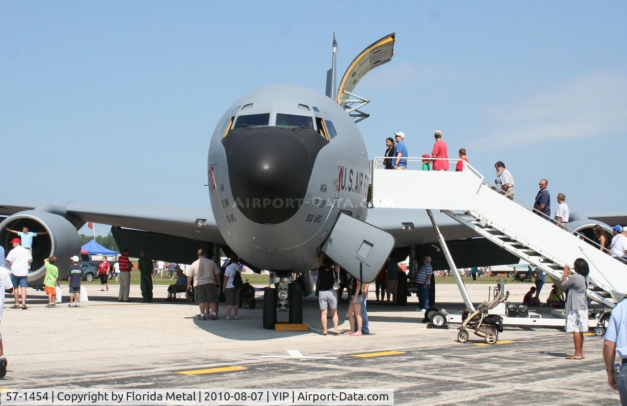 57-1454, 1957 Boeing KC-135R Stratotanker C/N 17525, KC-135