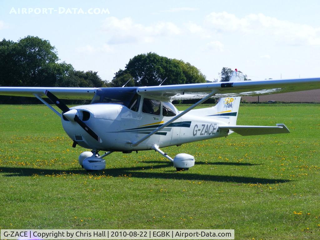G-ZACE, 2001 Cessna 172S C/N 172S8808, at the Sywell Airshow