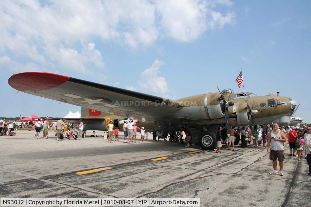 N93012, 1944 Boeing B-17G-30-BO Flying Fortress C/N 32264, Nine O Nine