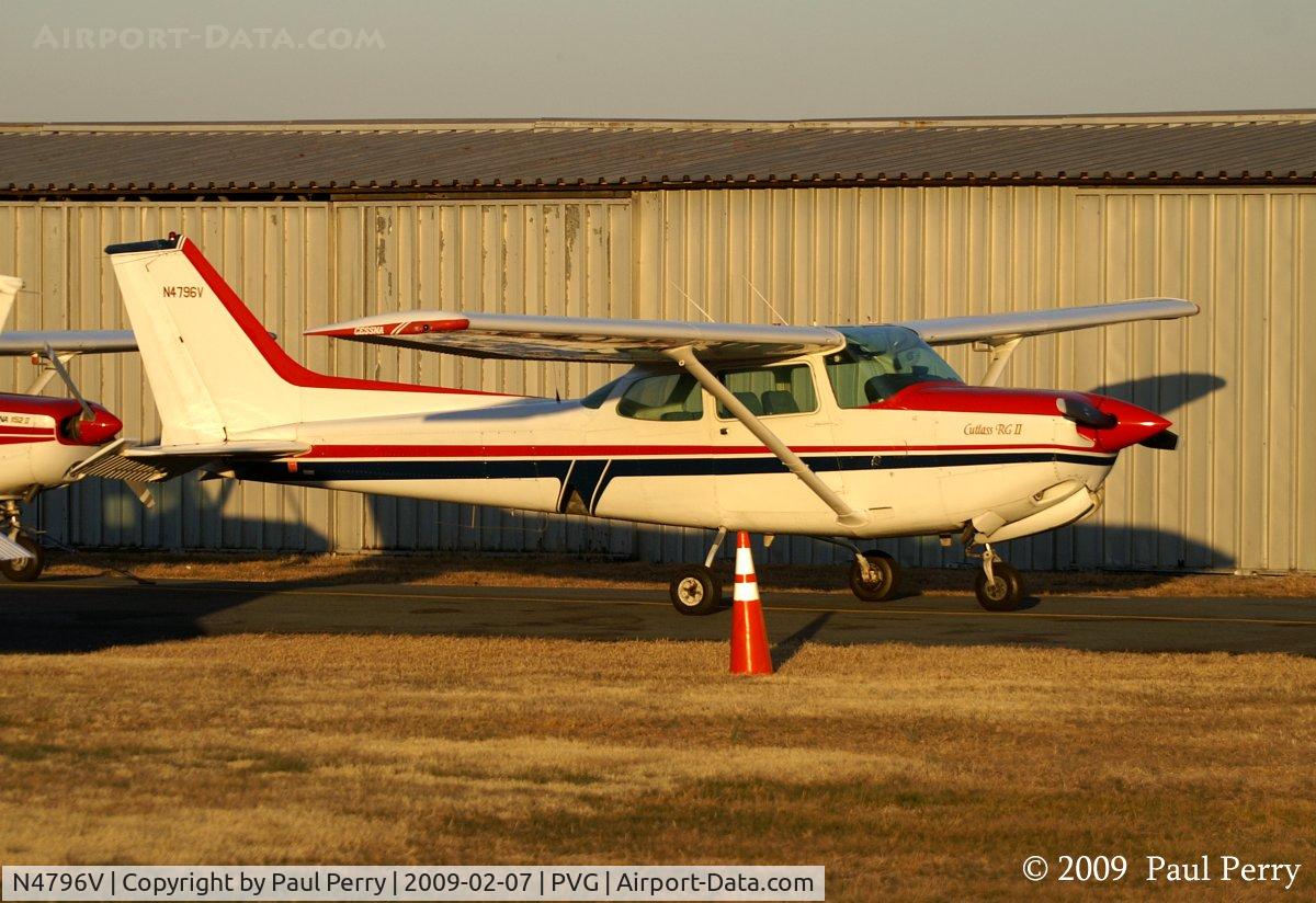 N4796V, 1980 Cessna 172RG Cutlass RG C/N 172RG0381, Well lit as the sun sets