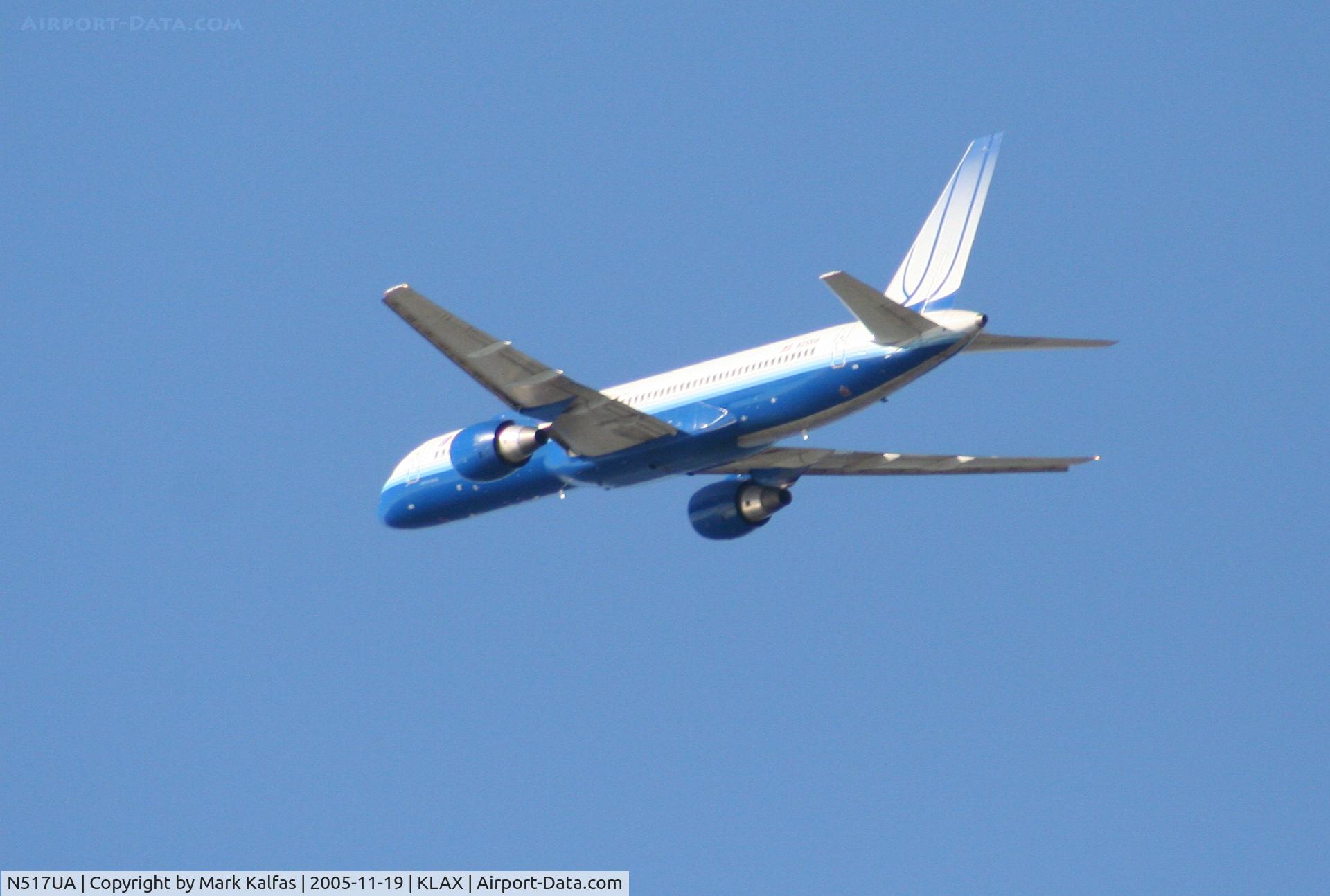 N517UA, 1990 Boeing 757-222 C/N 24861, United Airlines Boeing 757-222, Boeing 757-222 25R departure KLAX.