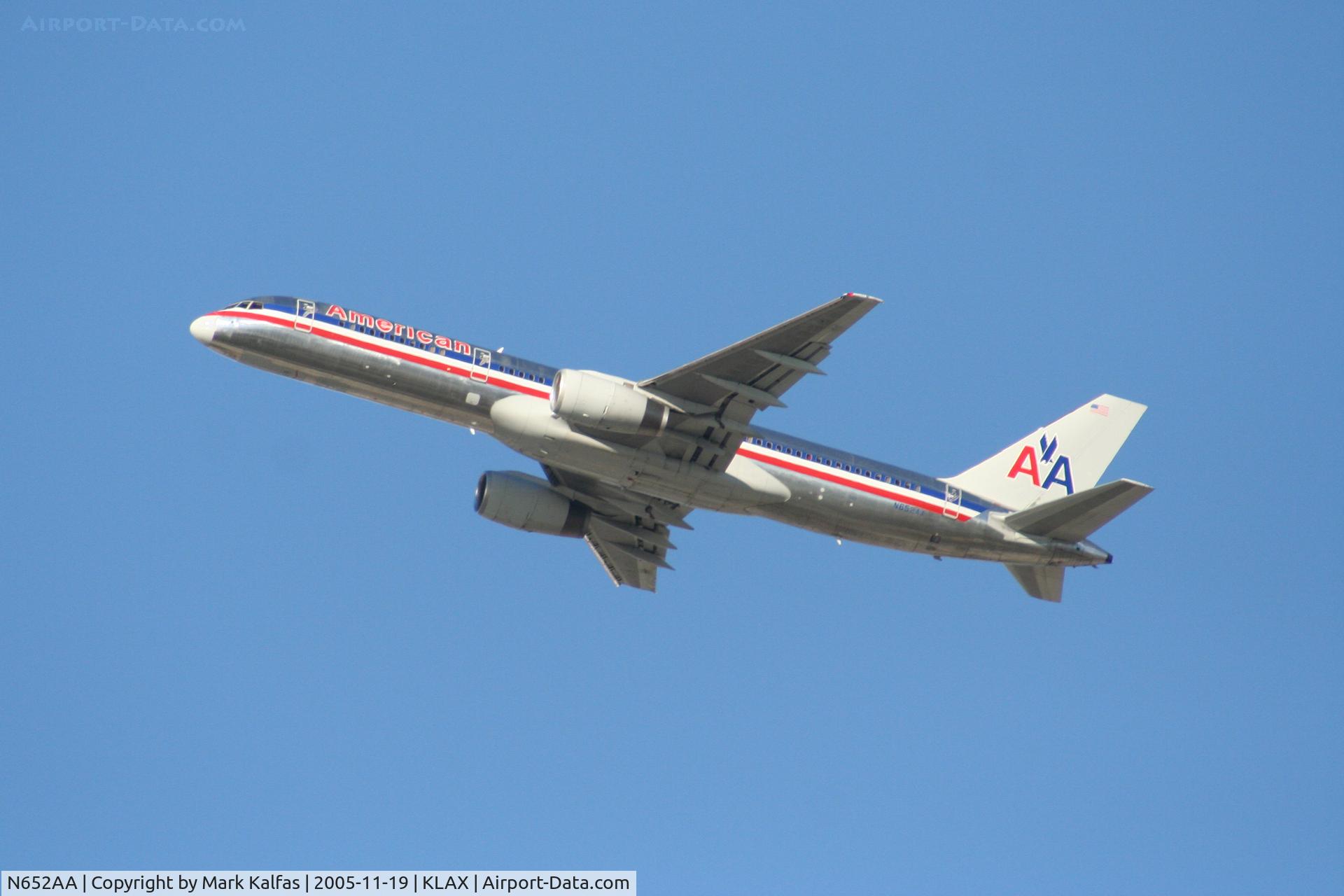 N652AA, 1991 Boeing 757-223 C/N 24610, American Airlines Boeing 757-223, N652AA 25R departure KLAX.