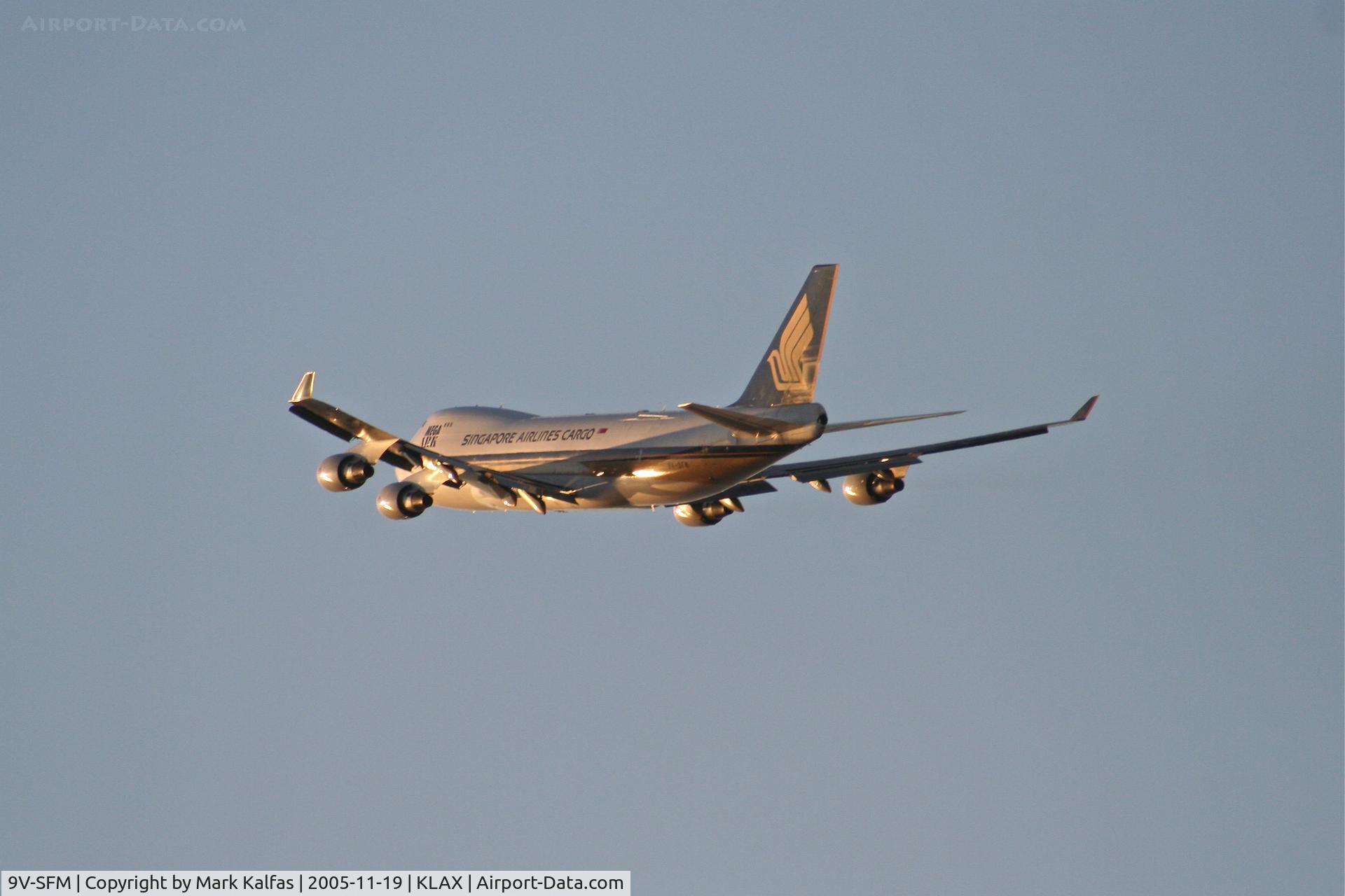 9V-SFM, 2003 Boeing 747-412F/SCD C/N 32898, Singapore Air Cargo Boeing 747-412F, 9V-SFM 25R departure KLAX.