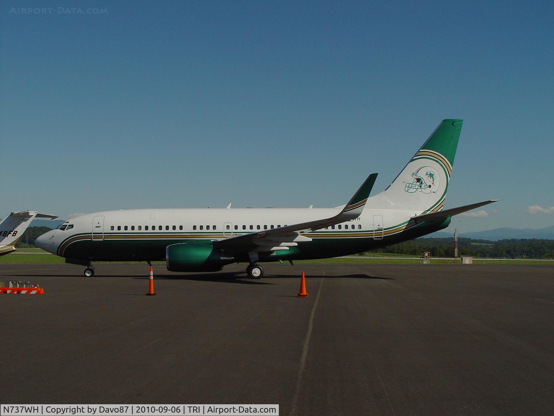 N737WH, 1998 Boeing 737-75T BBJ C/N 29142, Miami Dolphins 737 parked at Tri-Cities Airport, Blountville, TN over Labor Day Weekend