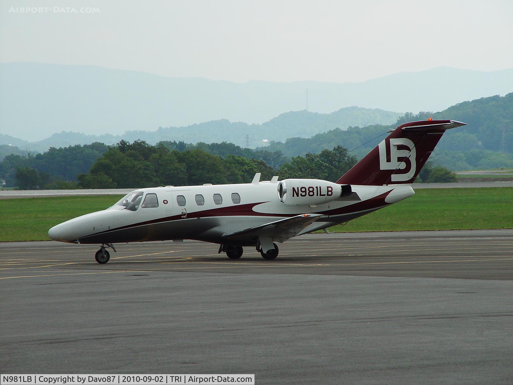N981LB, 2005 Cessna 525 C/N 525-0546, N981LB parked at Tri-Cities Airport, Blountville, TN over Labor Day Weekend