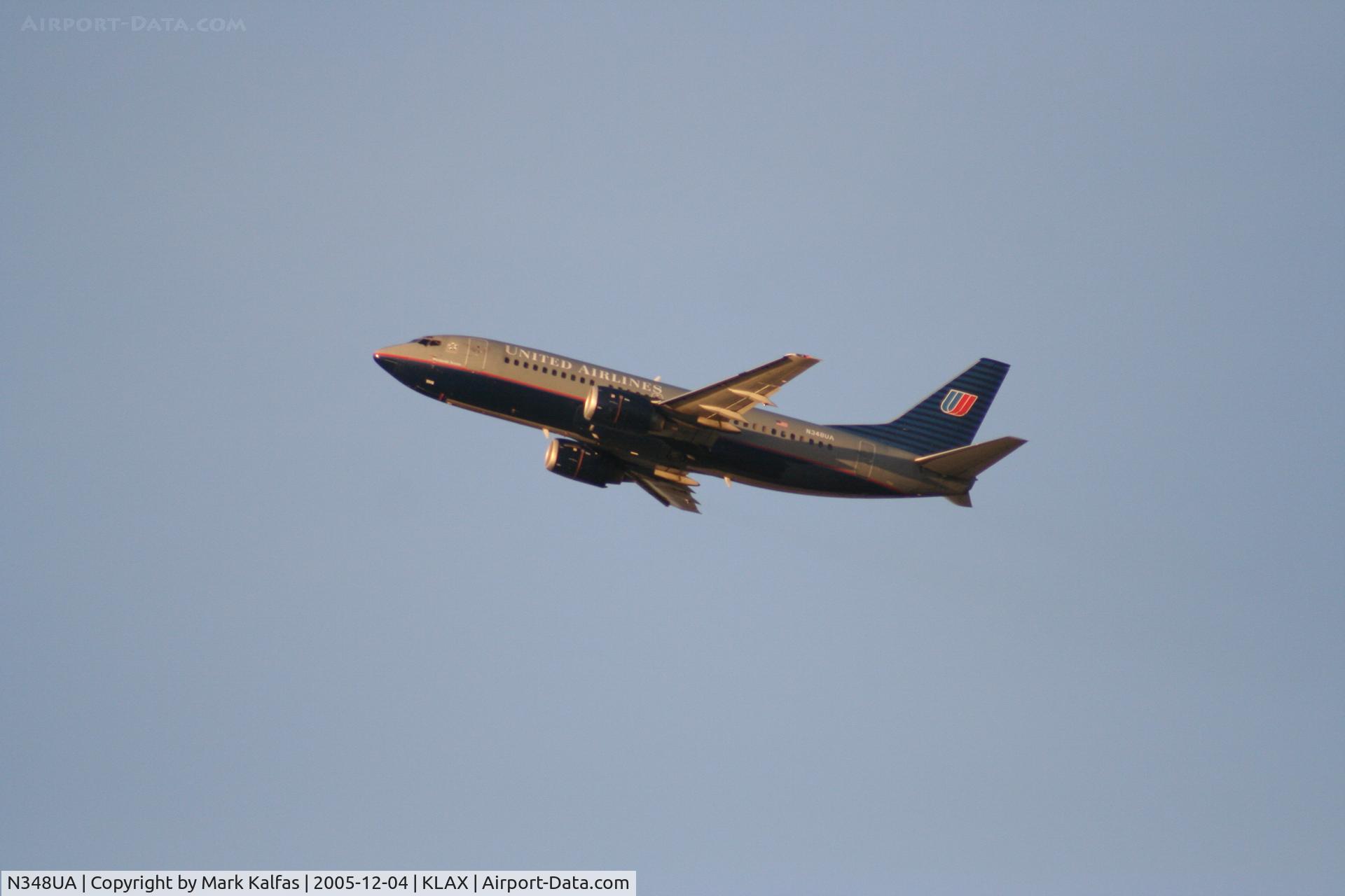 N348UA, 1988 Boeing 737-322 C/N 24252, United Airlines Boeing 737-322, N384UA departing 25R KLAX during another picture perfect sunset.