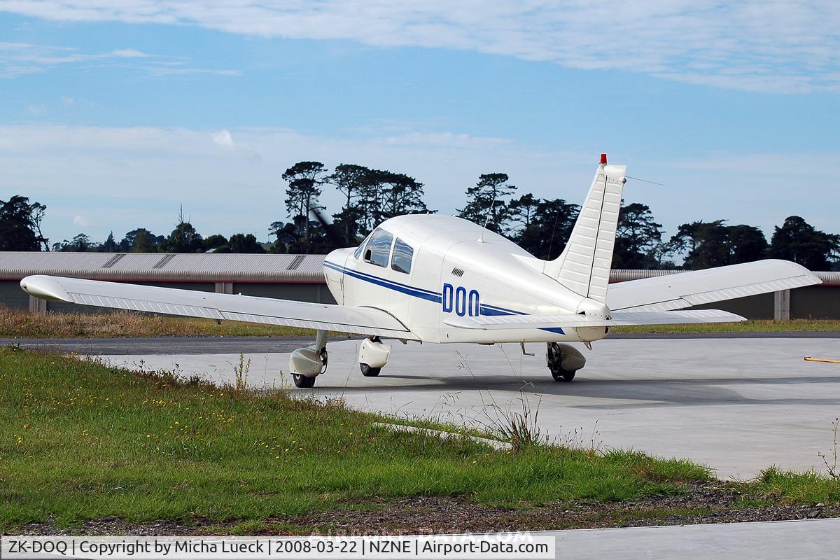 ZK-DOQ, Piper PA-28-140 Cherokee C/N 28-7425002, At North Shore Aerodrome