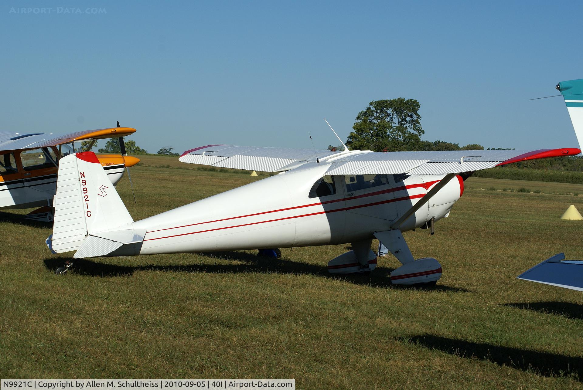N9921C, 1959 Silvaire 8F C/N S-25, 1959 Silvaire LUSCOMBE 8F